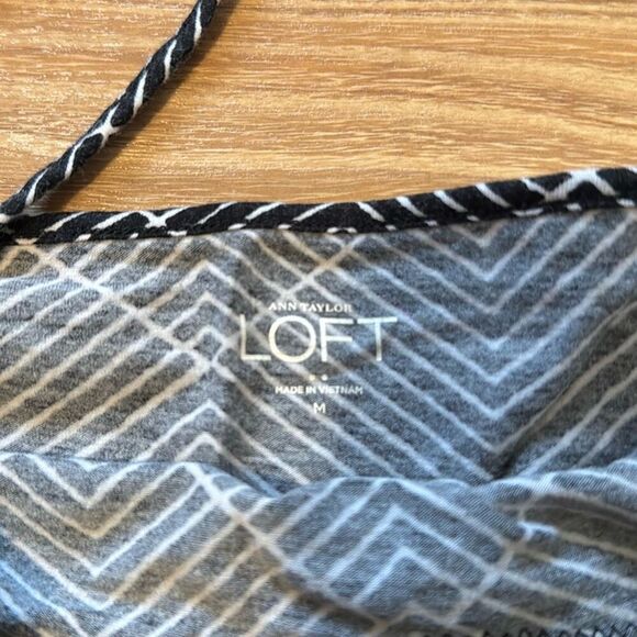 Ann Taylor Loft Black and White Tank Top Size Medium - Picture 4 of 5